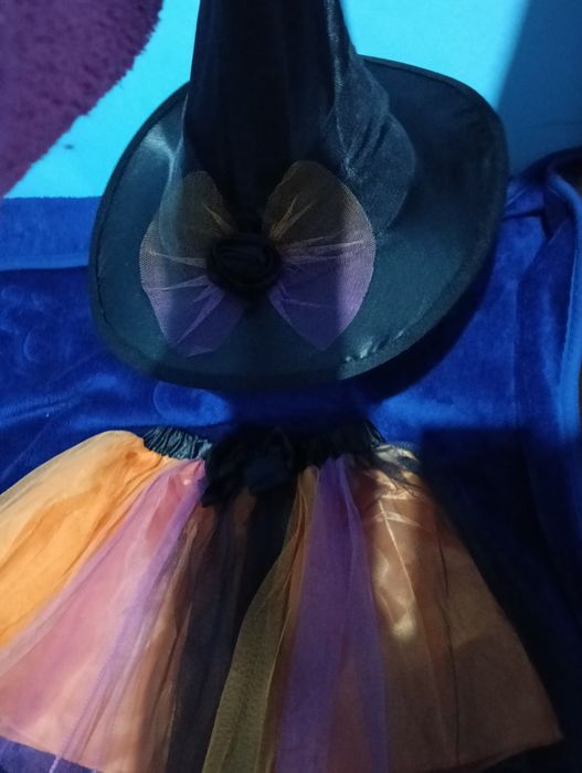 Vând jucării Minnie ,Barbie ,