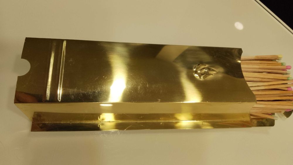 Suport elegant + chibrituri pentru Semineu - ideal DECOR