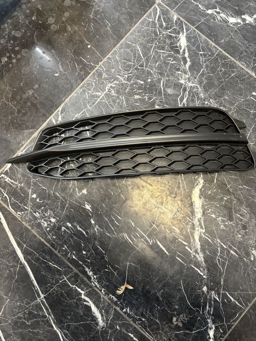 Решетка за предна броня Audi A6 C7 S line