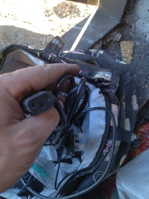 Шнуры блоки питания штекеры