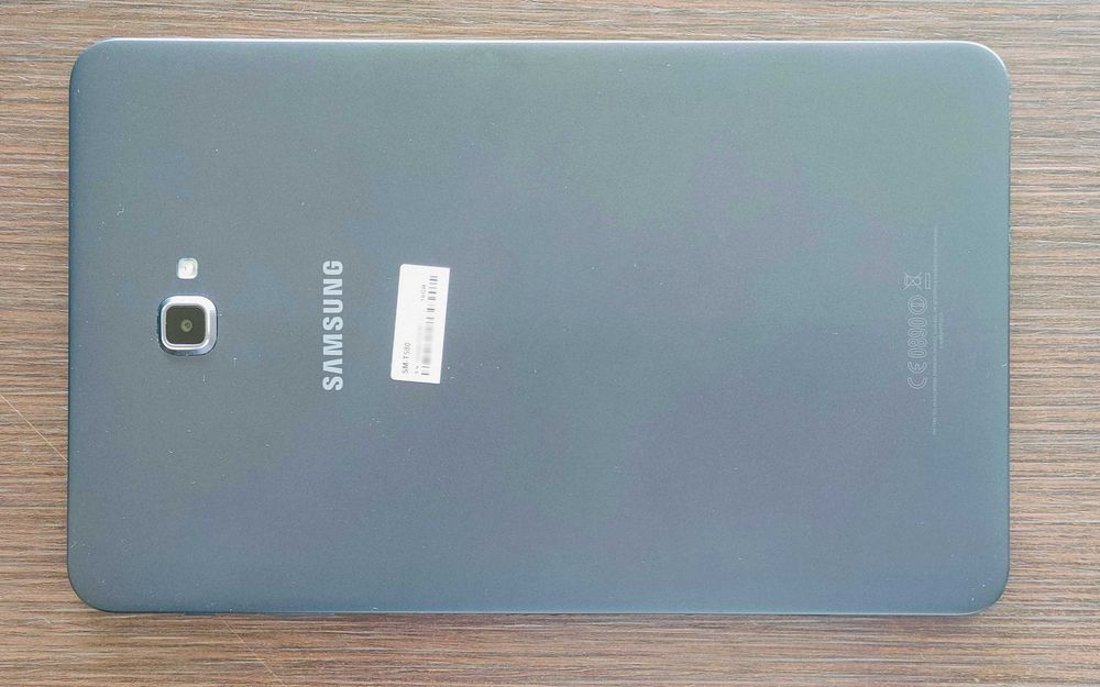Таблет Samsung Galaxy Tab A SM-T580 2 GB / 16 GB много запазен