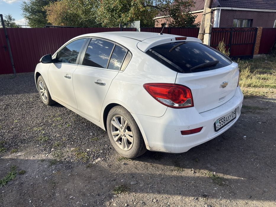 Chevrolet Cruze 2014 hatchback ECOTECH 1.8