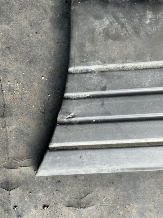 Молдинги Toyota Estima Emina