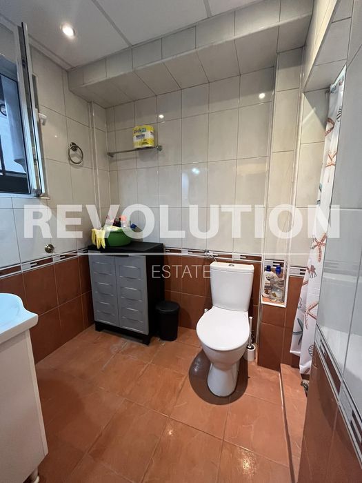 Дава се под наем Тристаен апартамент в Варна, ЖП Гара - 80 кв.м за 500 € - Снимка #4