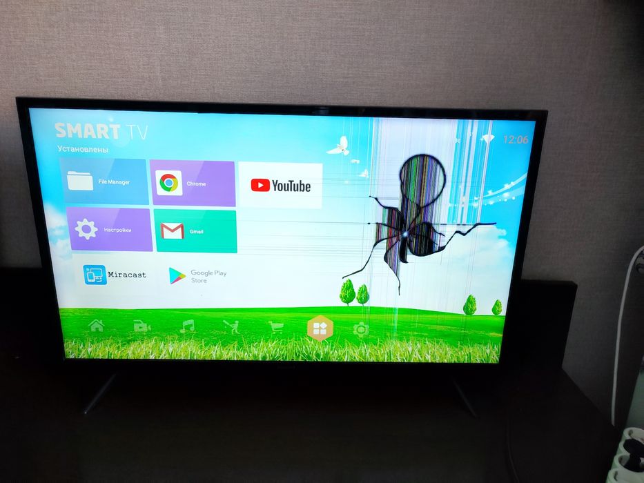 Продам телевизор смарт ТВ
