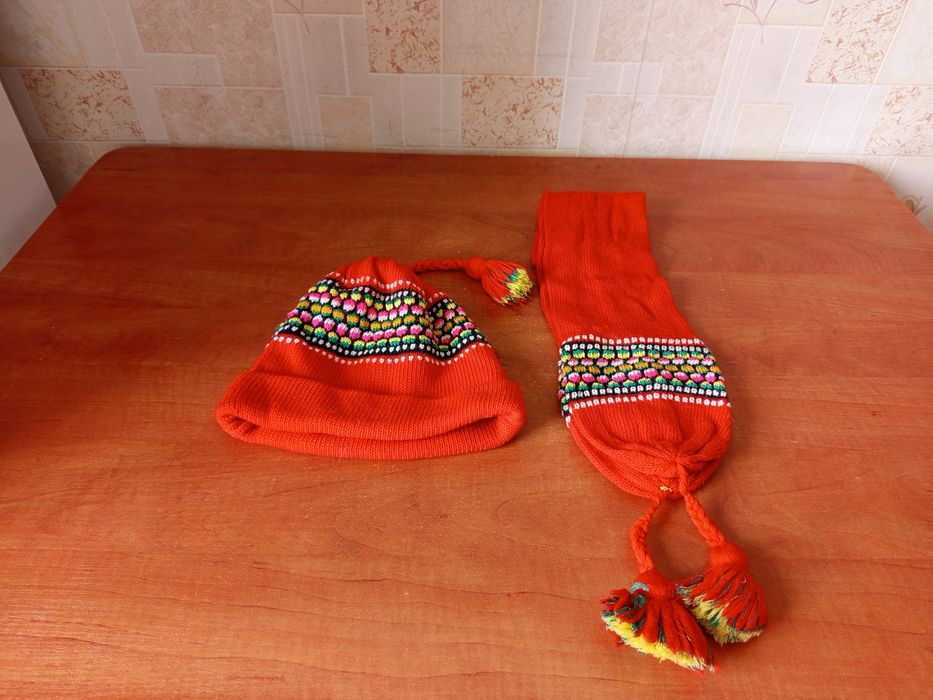 Детский теплый свитер