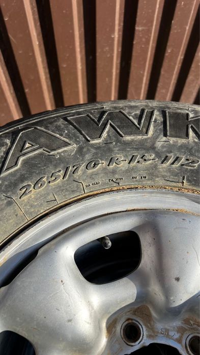 Продам диски с шинам.