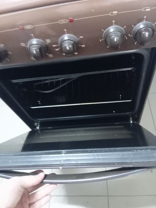 Продам электроплиту