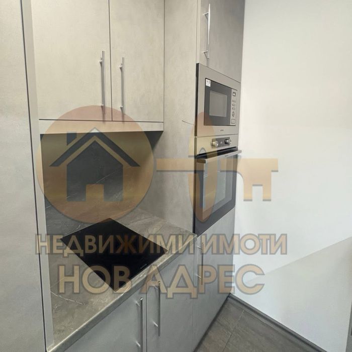 Дава се под наем Двустаен апартамент в Търговище, Център - 58 кв.м за 306 € - Снимка #1