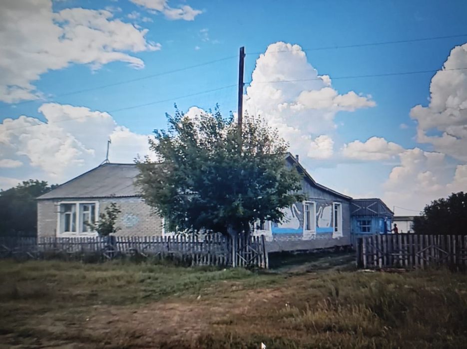 Продам дом на разбор.
