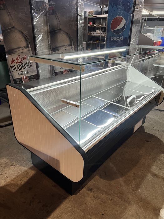 Vitrina frigorifica 200cm in 2 culori