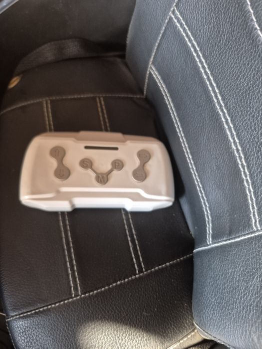 Продам  детский электромобиль