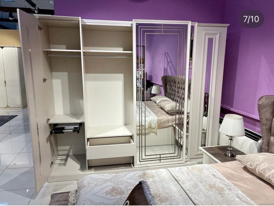 Спальный гарнитур