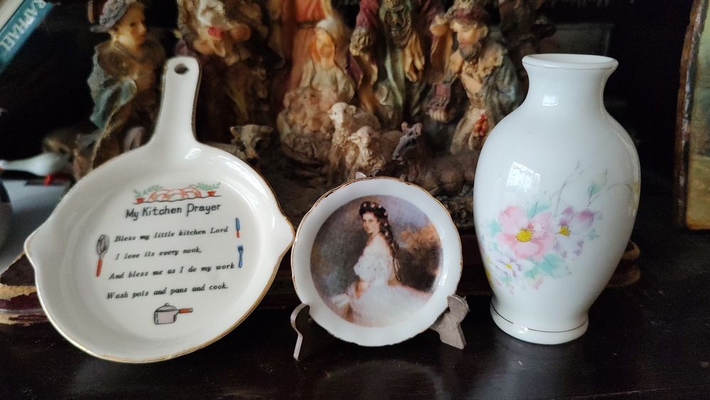 decorațiuni porțelan/ 25 lei