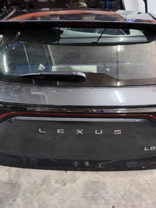Багажник врата Lexus LBX 2025 / Лексус ЛБХ 2025г