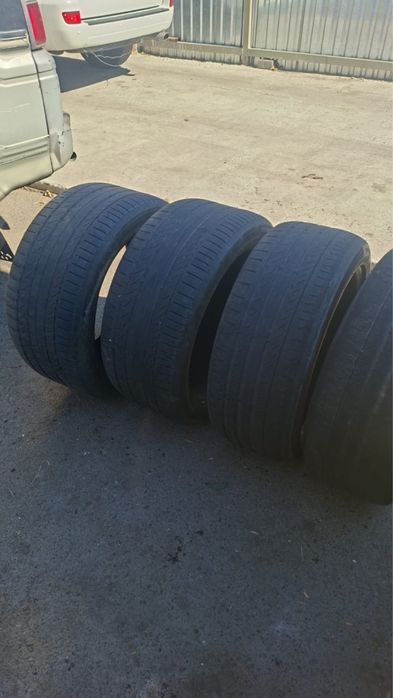 Продам шины Continental R19 275/40/19 245/45/19