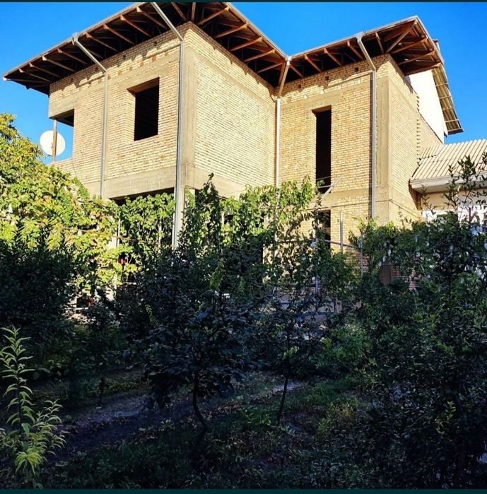 Ховли 9 сот 8 хона Дом уй жой