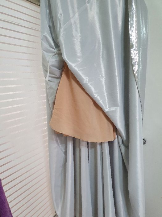 Продам шикарное платье