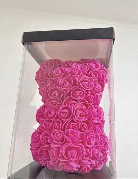 Ursuleț din Trandafiri Roz/Teddy Bear Made of Eternal Roses