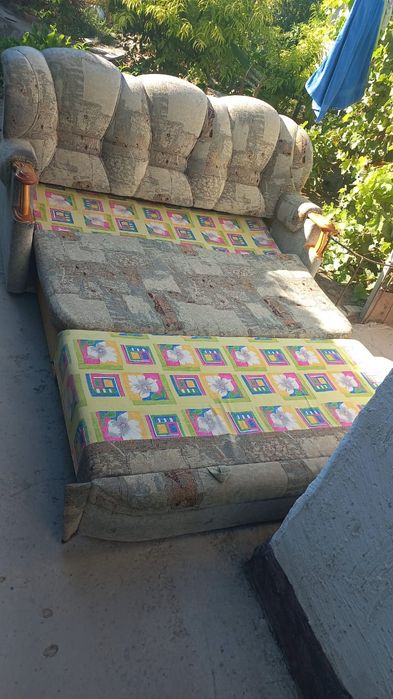 Диван раскладной срочно!