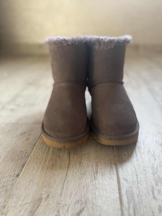 Ghete UGG fara cutie