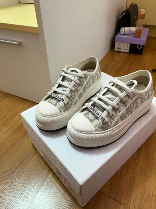 Dior сиви кецове