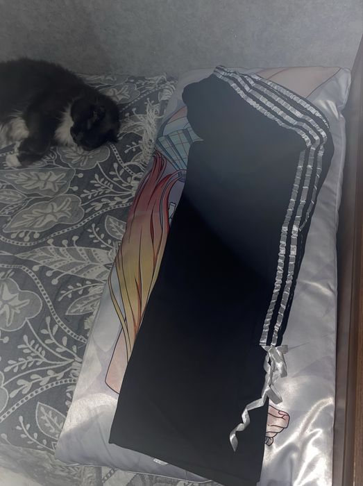 продам тёплые спортивные штаны