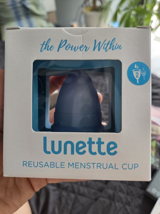 Менструални чашки