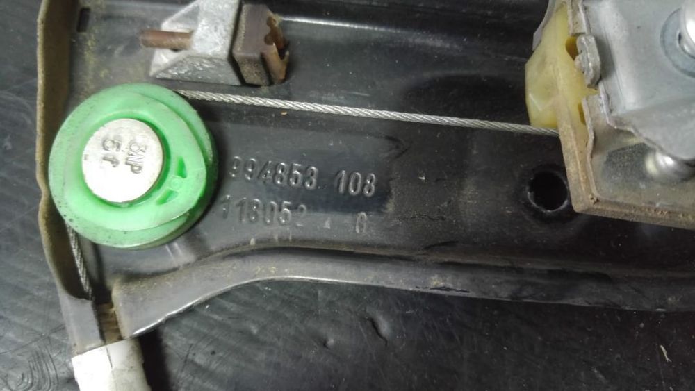 Macara usa stanga fata vw jetta 3 2004-2010 994853108