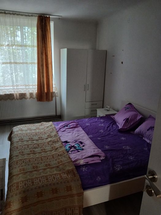 Garsoniera de închiriat