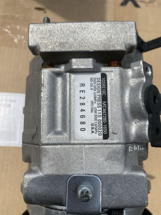 Compresor Clima Nou John Deere Pret 500 lei