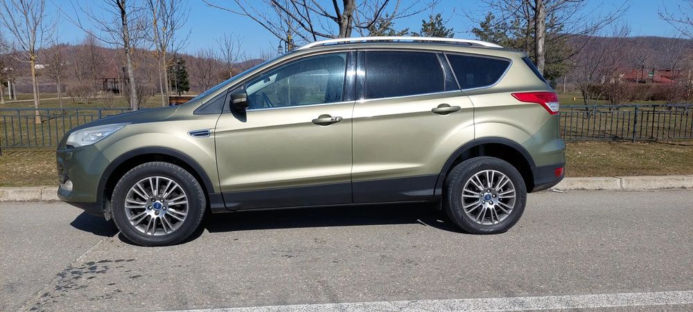 Ford Kuga Ford Kuga 2014 SUV  DIESEL 4X4