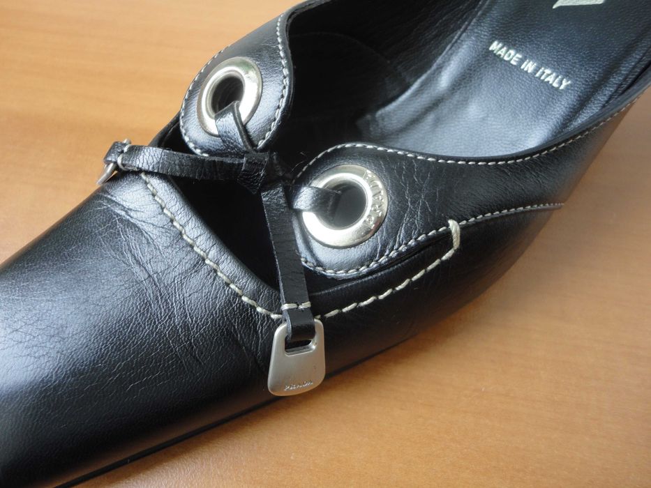 Prada*37,5 размер*дамски чехли