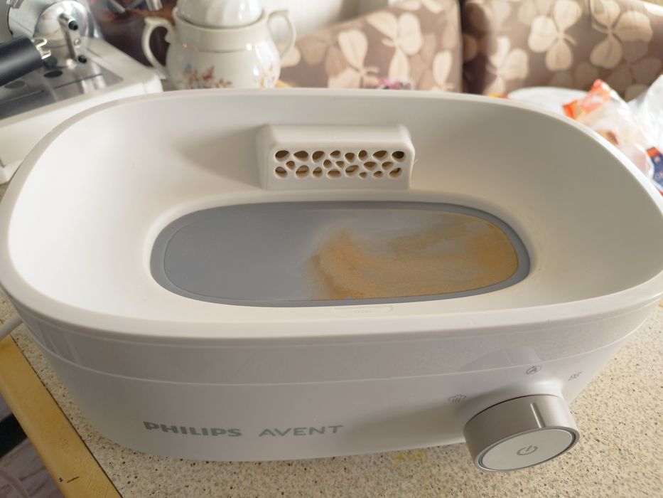 Стерилизатор Philips Avent  с функция изсушаване