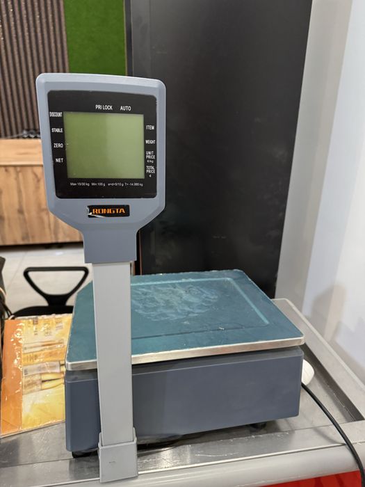 Продается оборудование для магазина