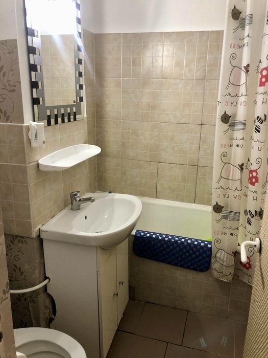 Închiriez garsonieră intrare Obcini