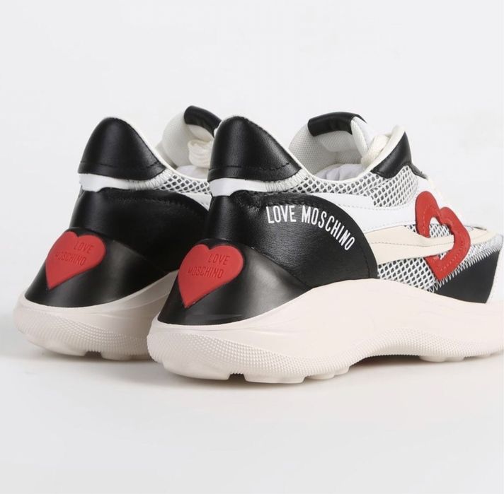 Маратонки Love Moschino