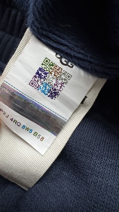 Ново дамско долнище Ugg размер XL