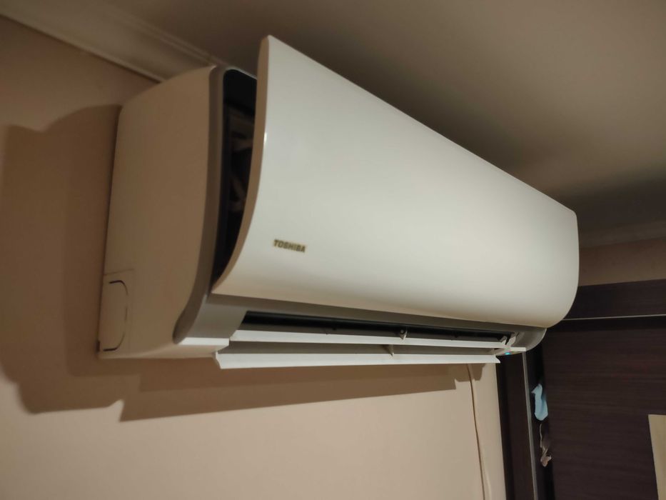 Продавам Toshiba Ras-221 SDR