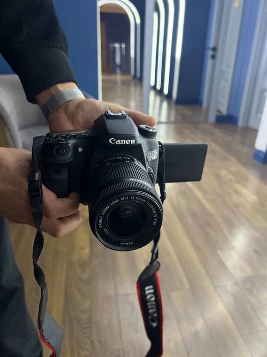 Фотоапарат canon eos70d