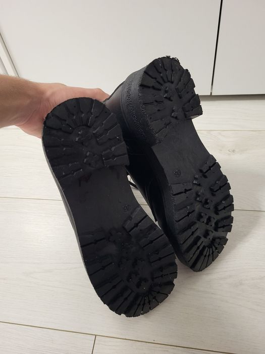Ghetuțe de damă.