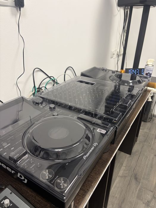 Setup DJ complet Pioneer – 2x CDJ-3000 + Mixer DJM-V10