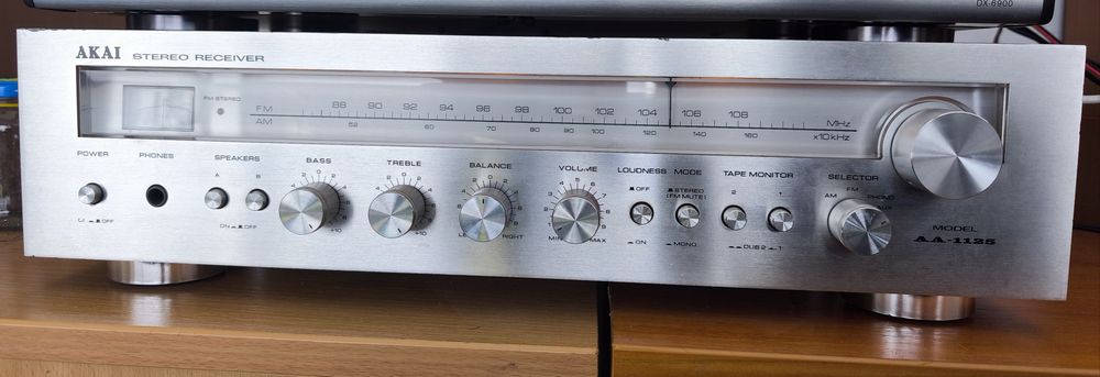 Amplitunere AKAI  AA 1125
