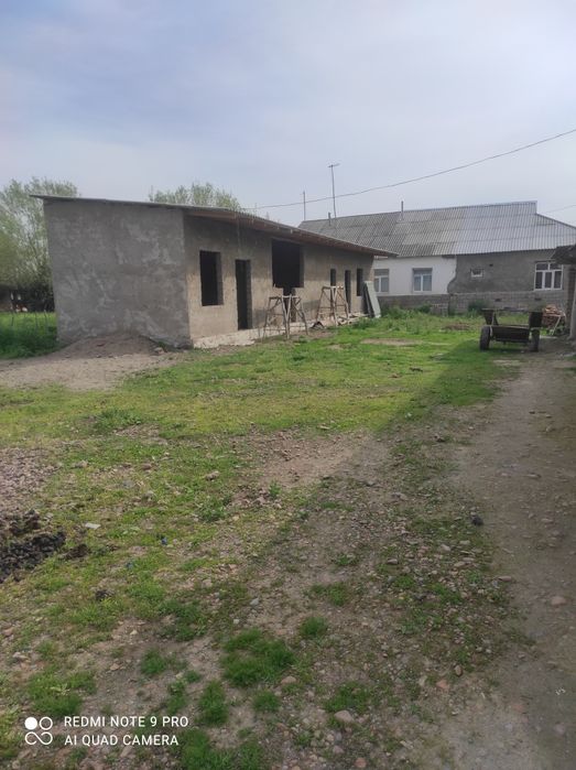 Sroʻchni uy sotiladi.