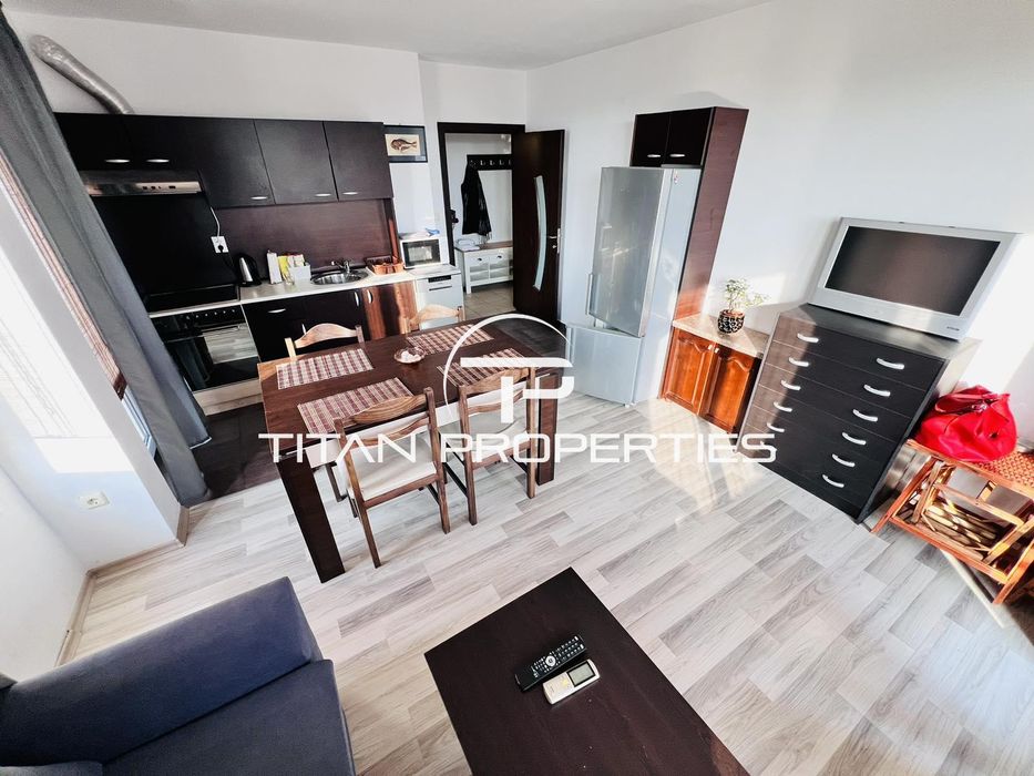 Дава се под наем Двустаен апартамент в Бургас, Сарафово - 64 кв.м за 382.5 € - Снимка #2