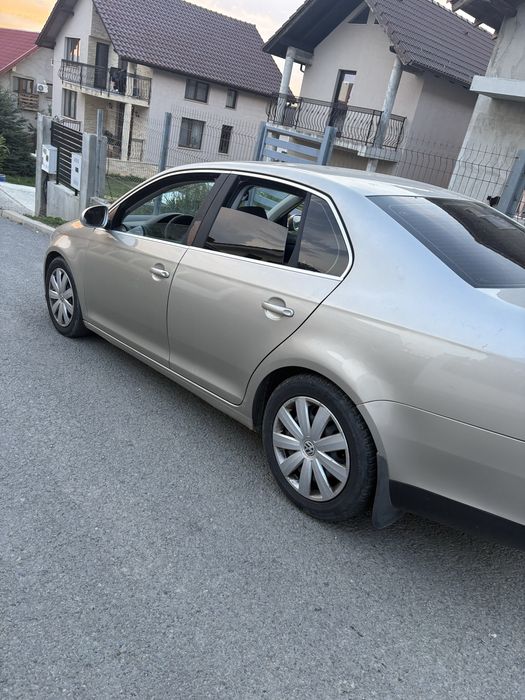 VOLKSWAGEN Jetta 2008 — imagine 3
