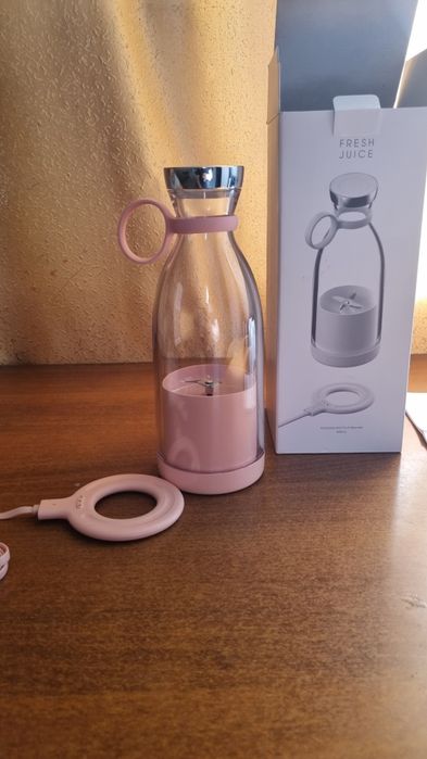 Продам блендар новый классный