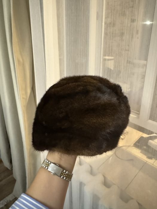 Норковые шапки 2шт