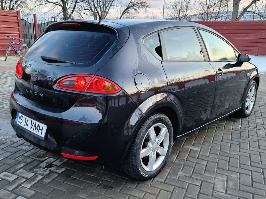 Vand Seat Leon 2009  1.9 TDI  105 CP Variante auto +/-diferența