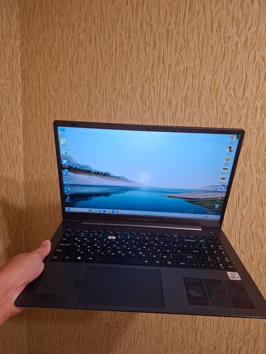 Ноутбук machcreator one i5